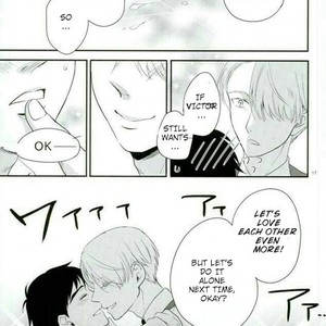 [clona/  jounetsu mango] ikanaide! sonomama de!! – Yuri on Ice dj [Eng] – Gay Manga sex 11
