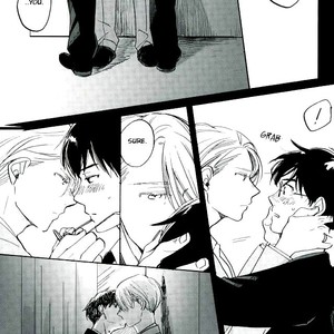 [Yamawarau (kuromamekuro)] Yuri!!! on Ice – Boku kara kimi e no okurimono [Eng] – Gay Manga sex 11