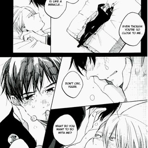 [Yamawarau (kuromamekuro)] Yuri!!! on Ice – Boku kara kimi e no okurimono [Eng] – Gay Manga sex 13